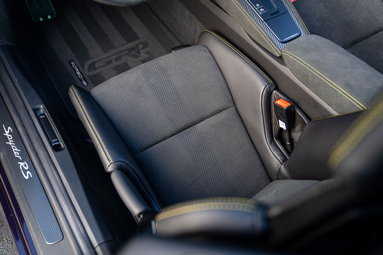 Porsche 718 Spyder RS