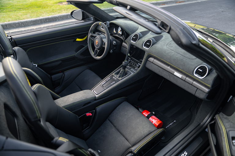 Porsche 718 Spyder RS