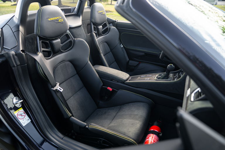 Porsche 718 Spyder RS