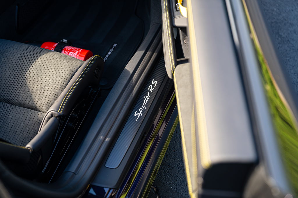 Porsche 718 Spyder RS