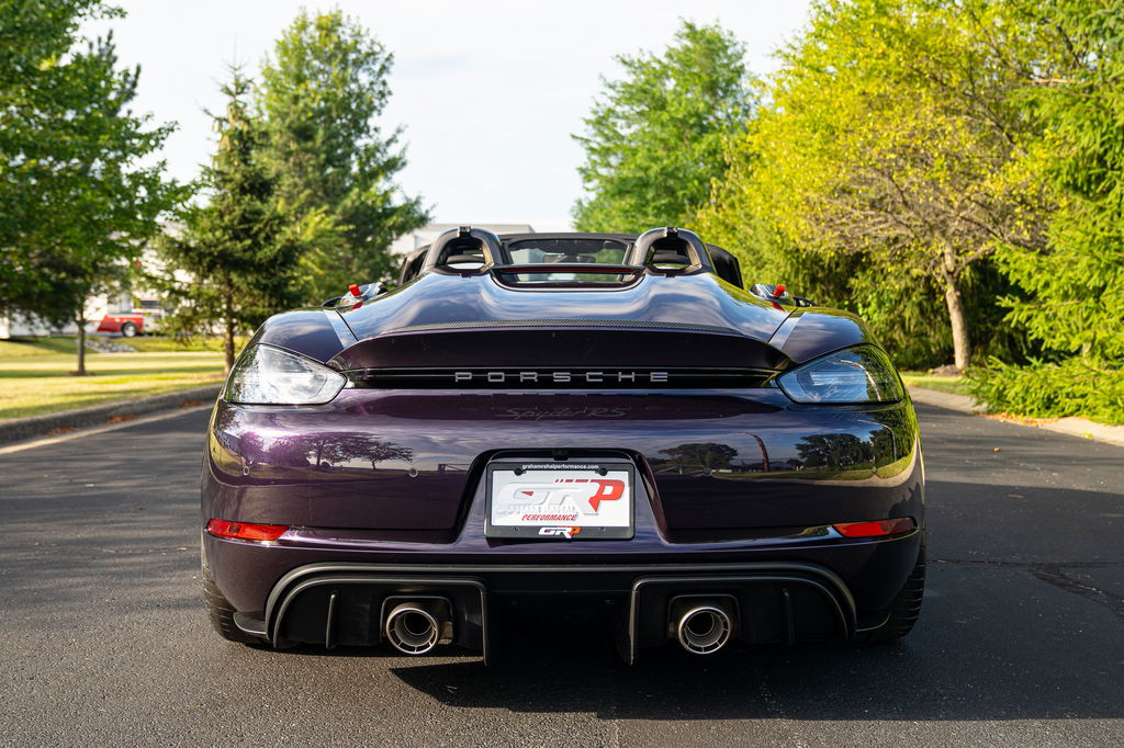 Porsche 718 Spyder RS