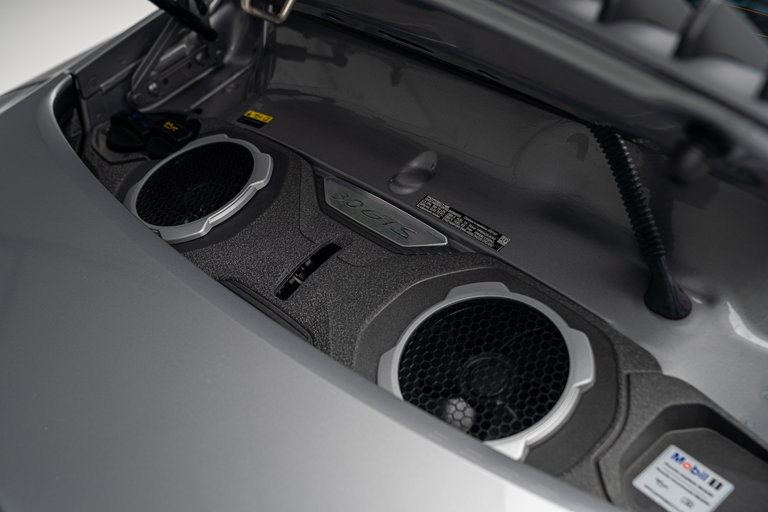 Porsche 992 Carrera 4 GTS