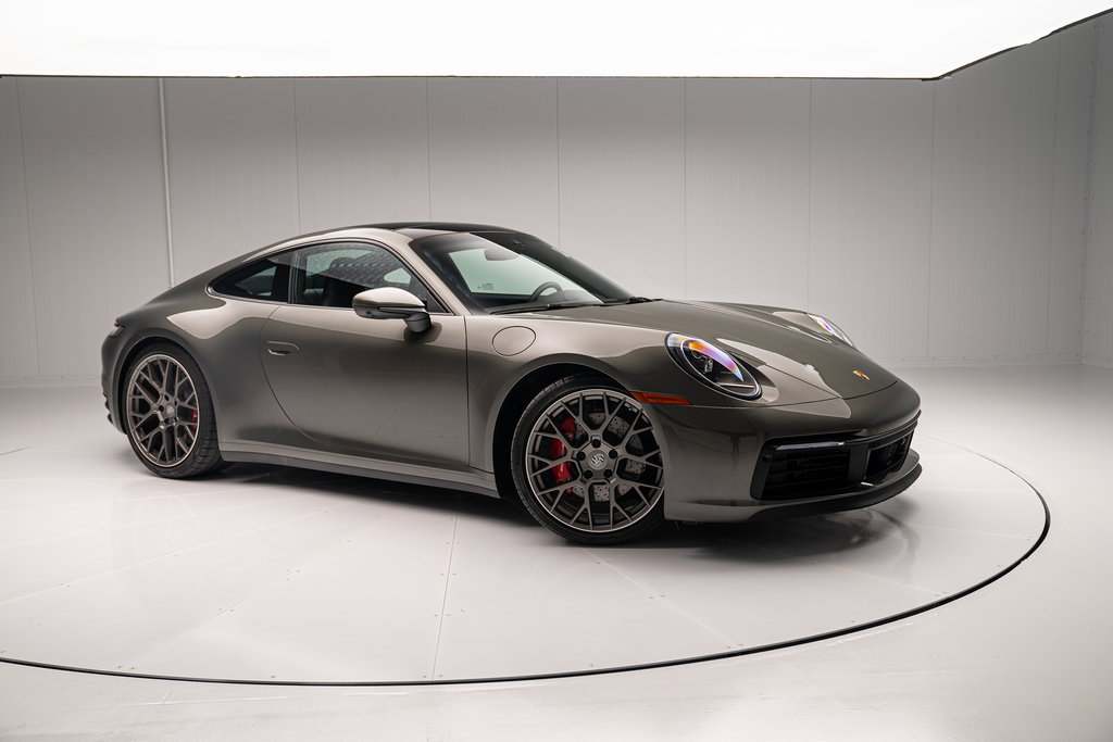 Porsche 992 Carrera 4S