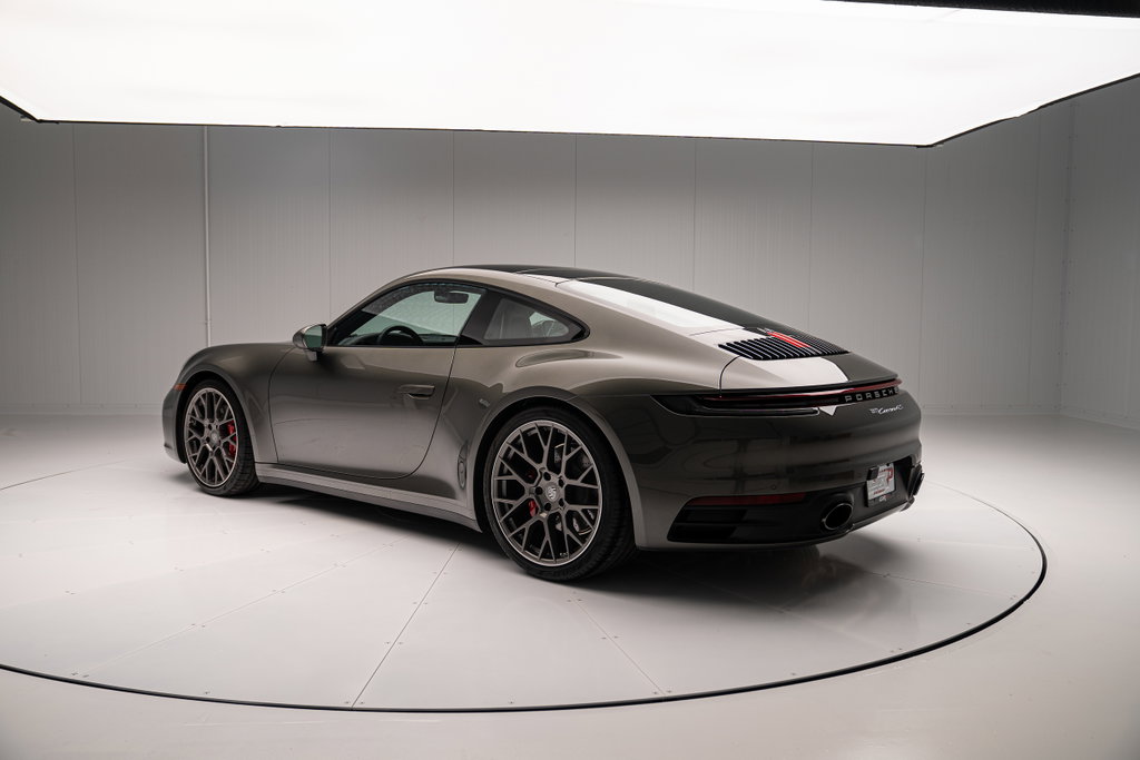 Porsche 992 Carrera 4S