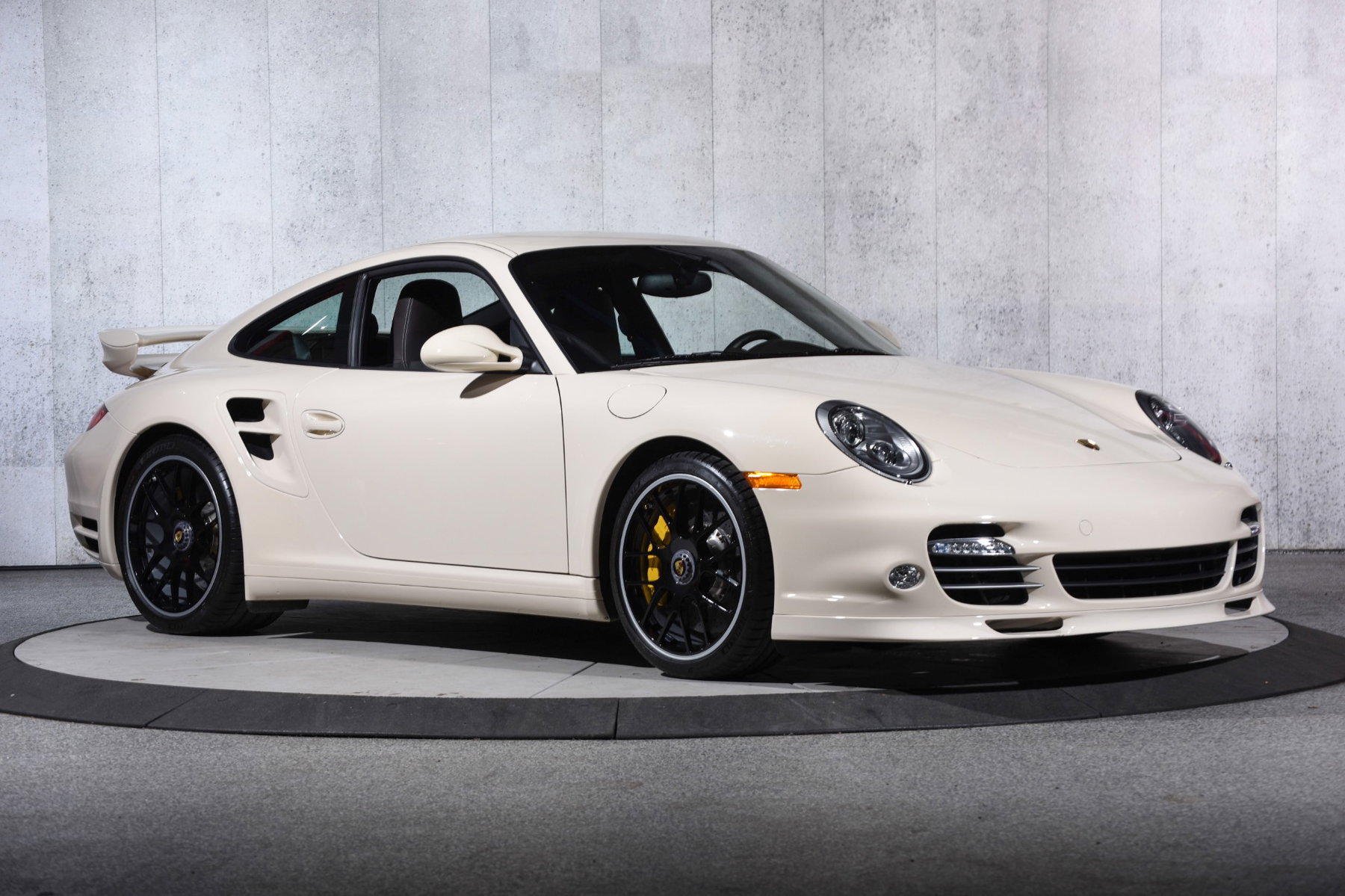 Porsche 997.2 Turbo S 2012 - elferspot.com - Marketplace for