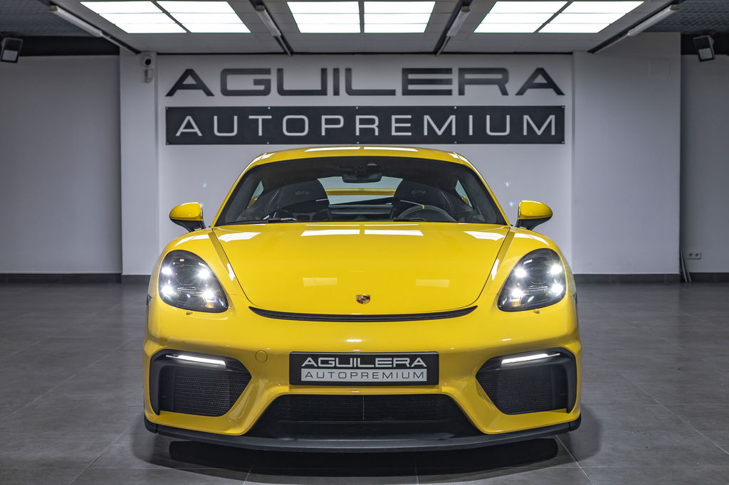Porsche 718 Cayman GT4