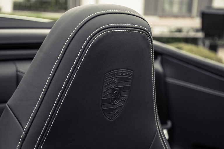 Porsche 992 Carrera 4S