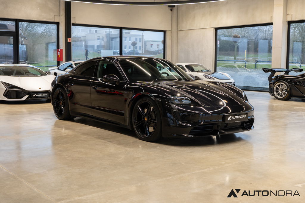Porsche Taycan Turbo