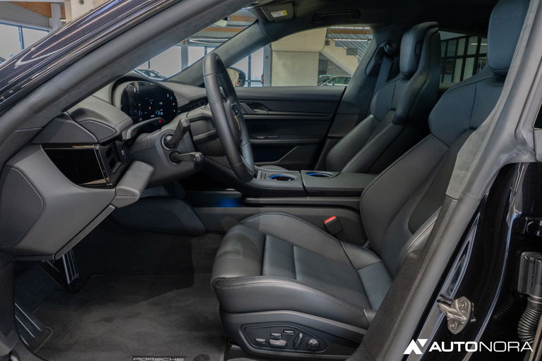 Porsche Taycan Turbo