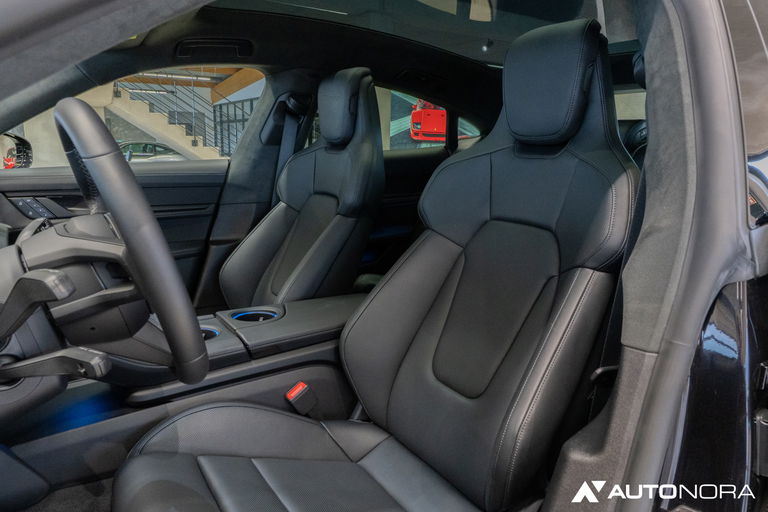 Porsche Taycan Turbo