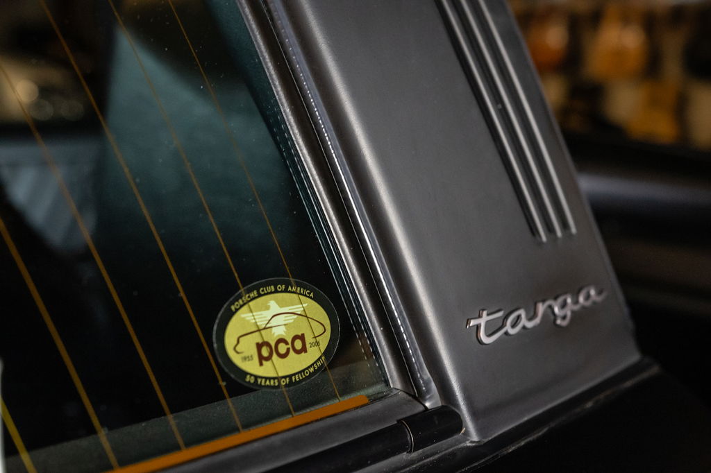 Porsche 911 Carrera 3.2