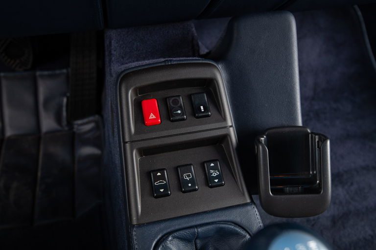 Porsche 993 Carrera 4S