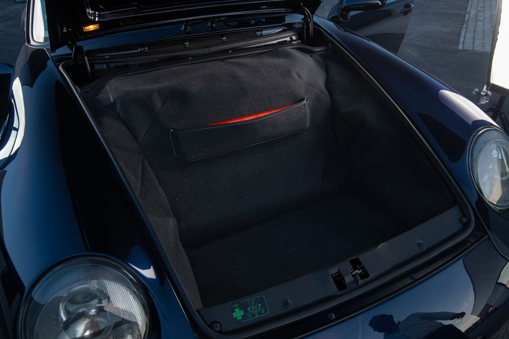 Porsche 993 Carrera 4S