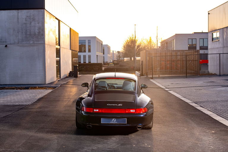 Porsche 993 Carrera 4S