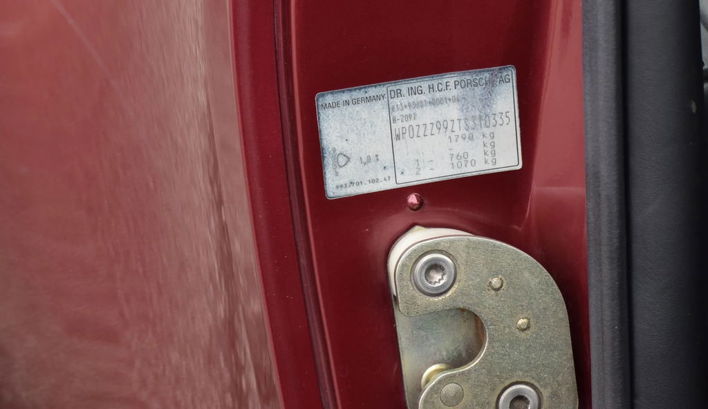 Porsche 993 Carrera 4S