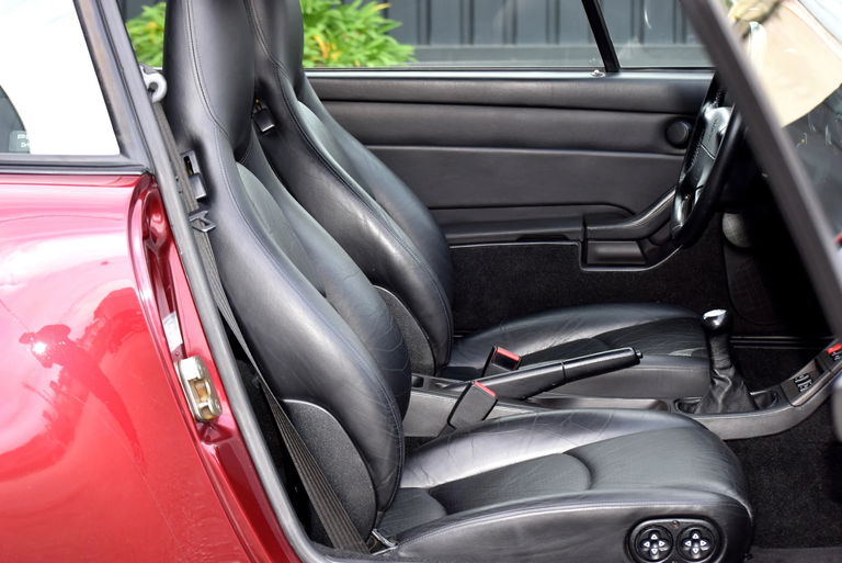 Porsche 993 Carrera 4S