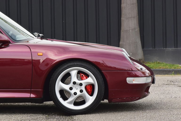 Porsche 993 Carrera 4S