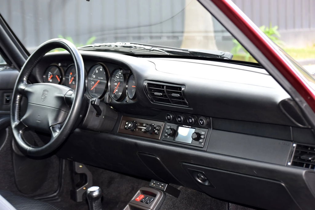 Porsche 993 Carrera 4S