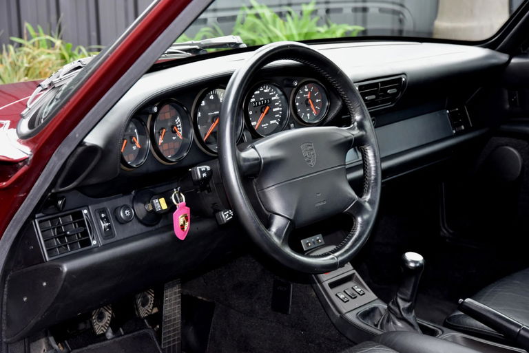 Porsche 993 Carrera 4S