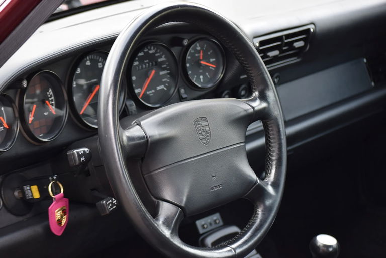 Porsche 993 Carrera 4S