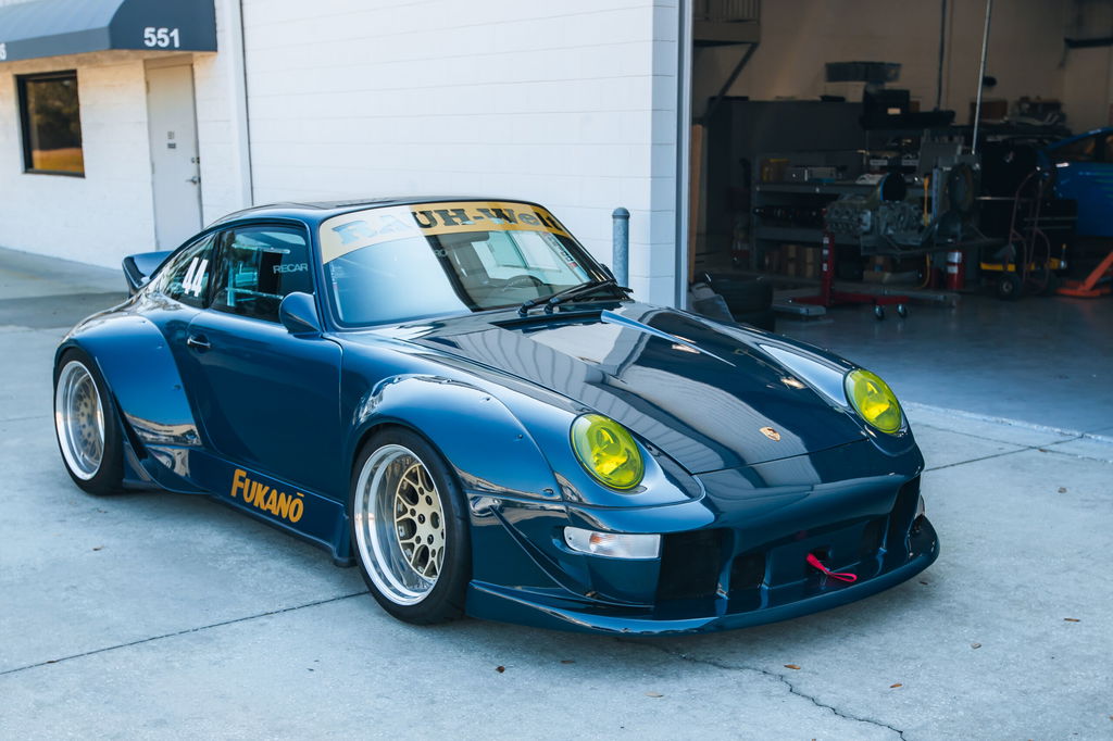 Porsche 911 by RWB
