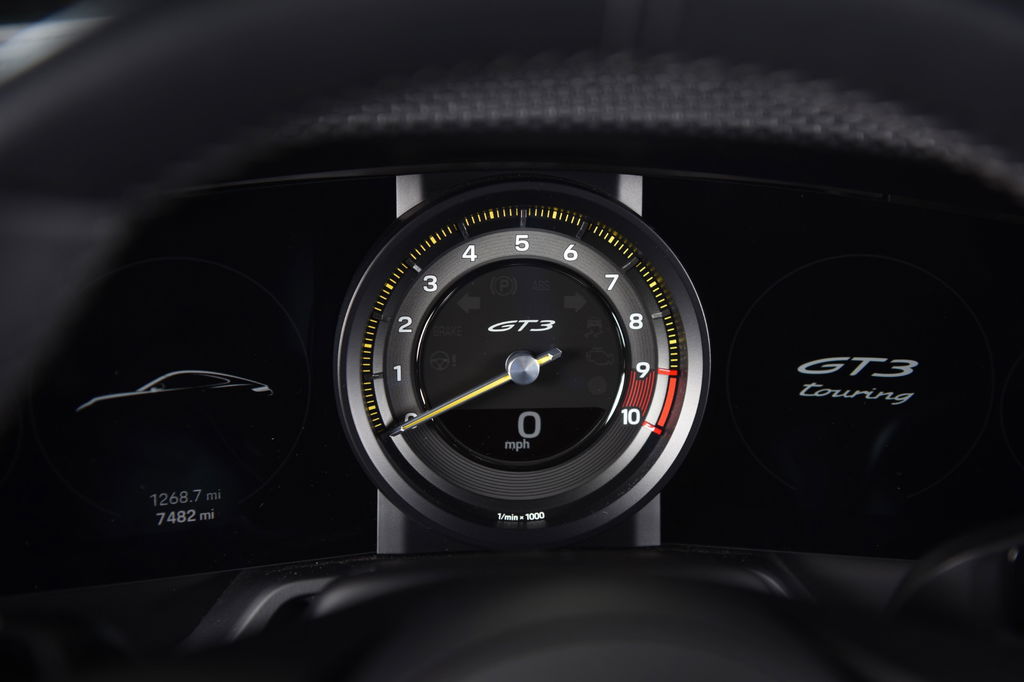 Porsche 992 GT3 Touring