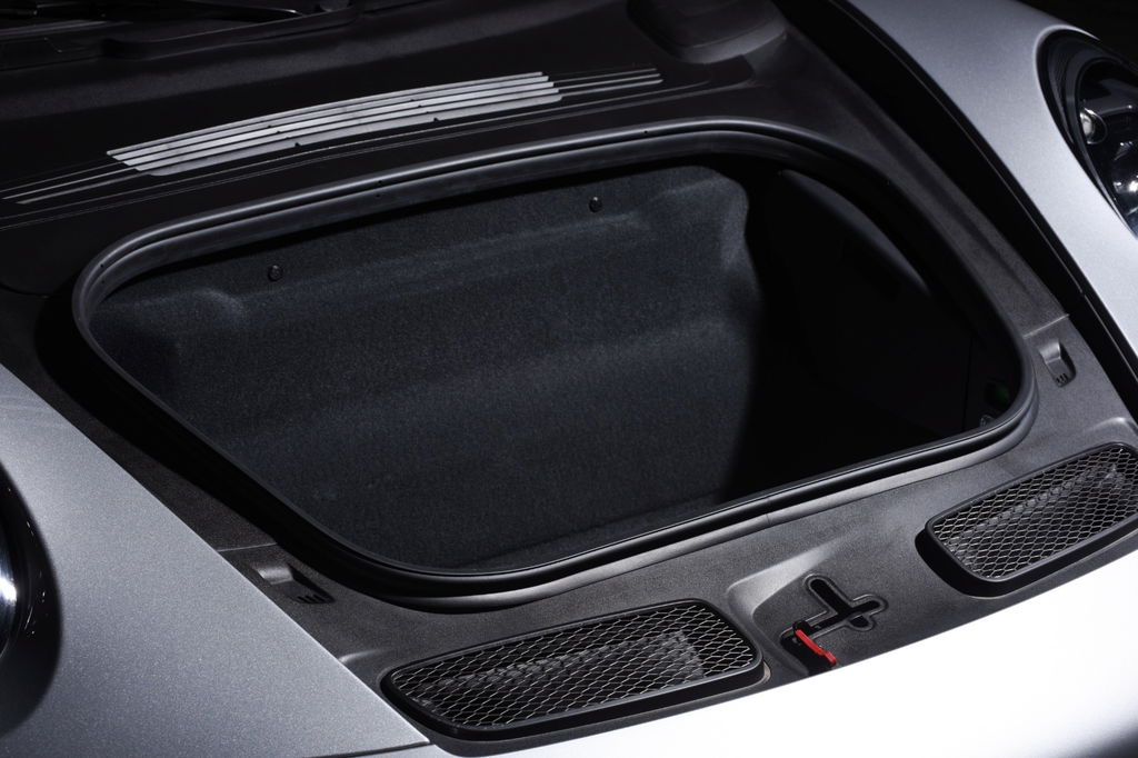 Porsche 992 GT3 Touring