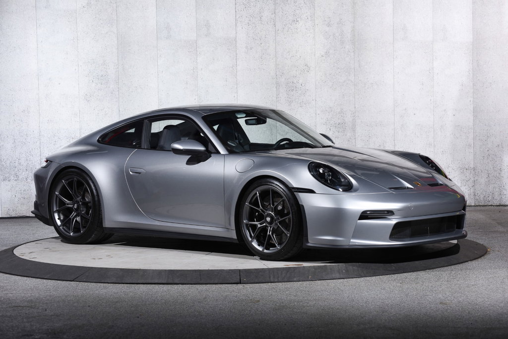 Porsche 992 GT3 Touring