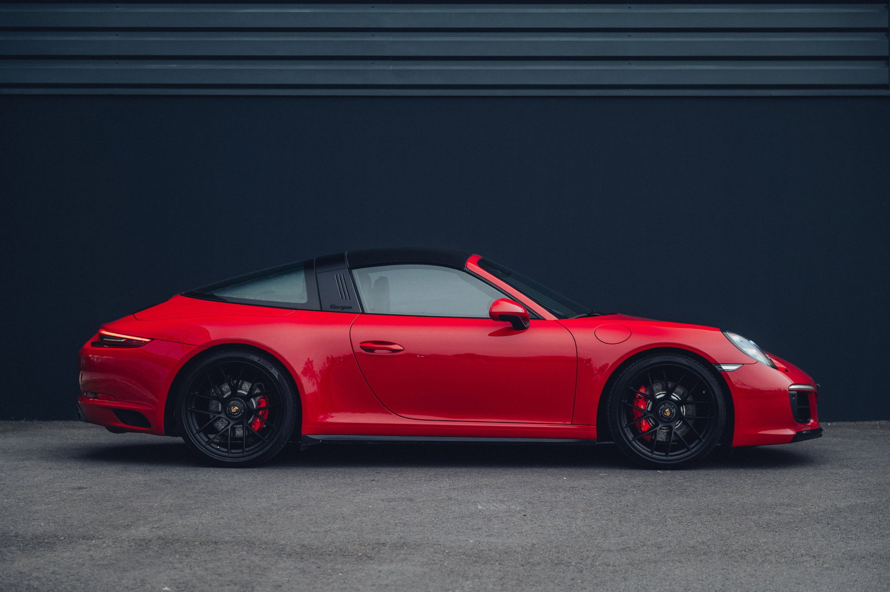 Porsche 991.2 Targa 4 GTS 2017 - elferspot.com - Marketplace for