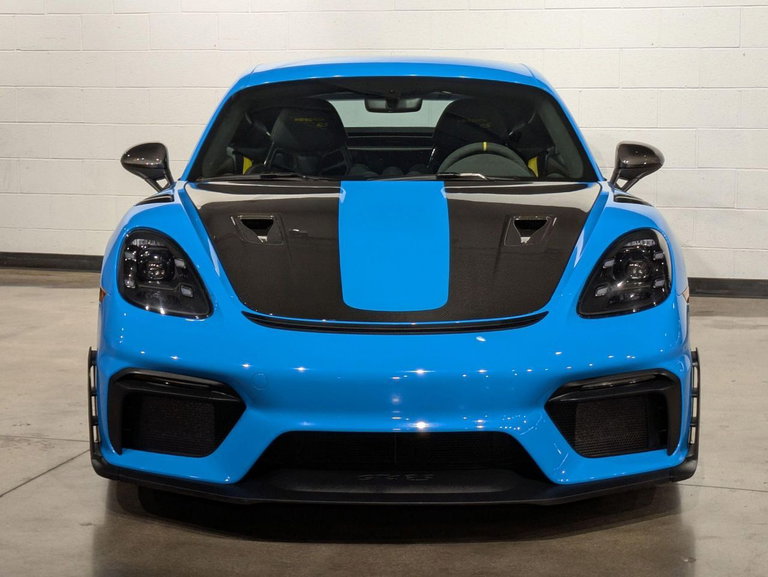 Porsche 718 Cayman GT4 RS