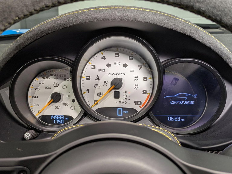 Porsche 718 Cayman GT4 RS