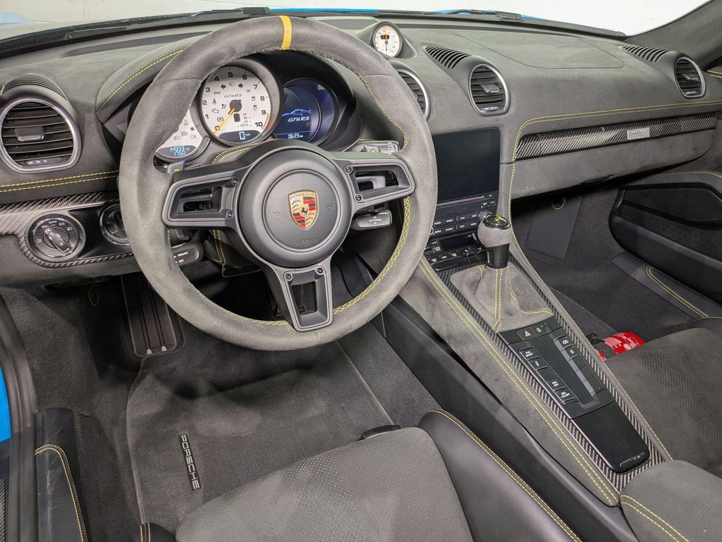Porsche 718 Cayman GT4 RS