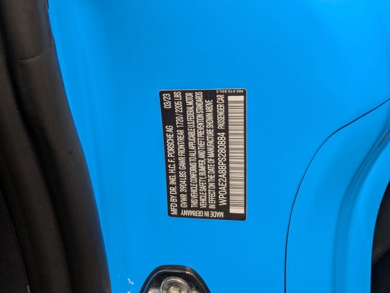 Porsche 718 Cayman GT4 RS