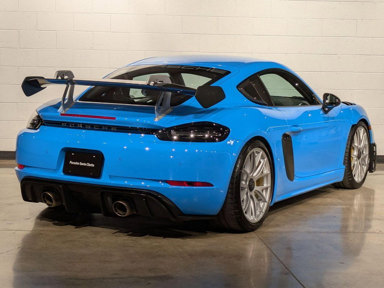 Porsche 718 Cayman GT4 RS