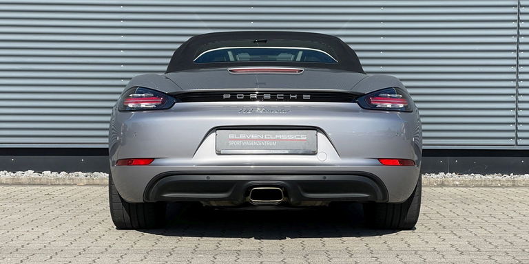 Porsche 718 Boxster