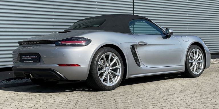 Porsche 718 Boxster