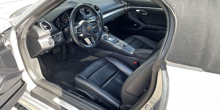 Porsche 718 Boxster