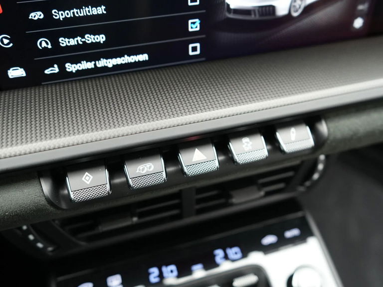 Porsche 992.2 Carrera 4 GTS