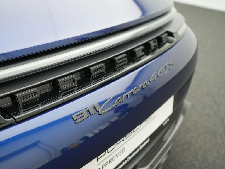 Porsche 992.2 Carrera 4 GTS