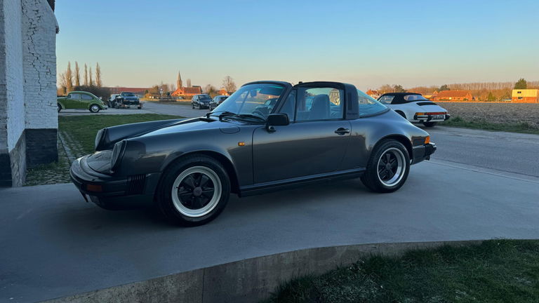 Porsche 911 Carrera 3.2