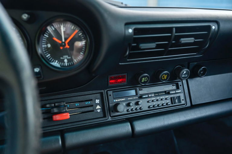 Porsche 911 Carrera 3.2