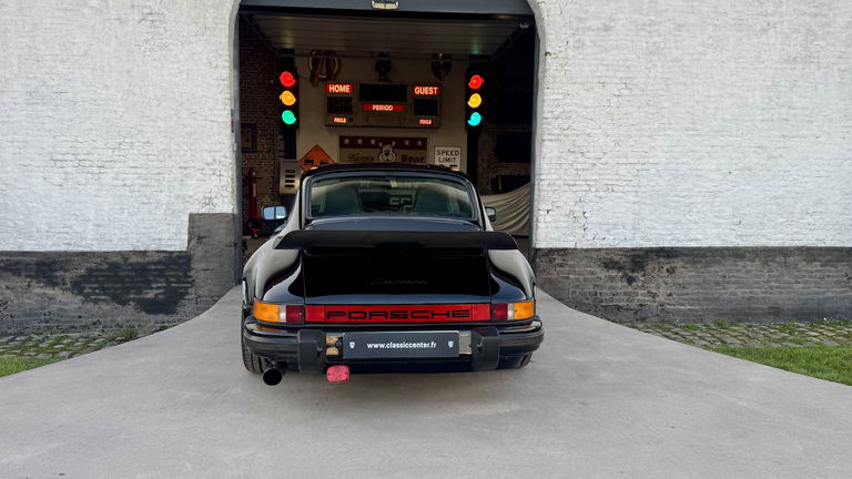 Porsche 911 Carrera 3.2