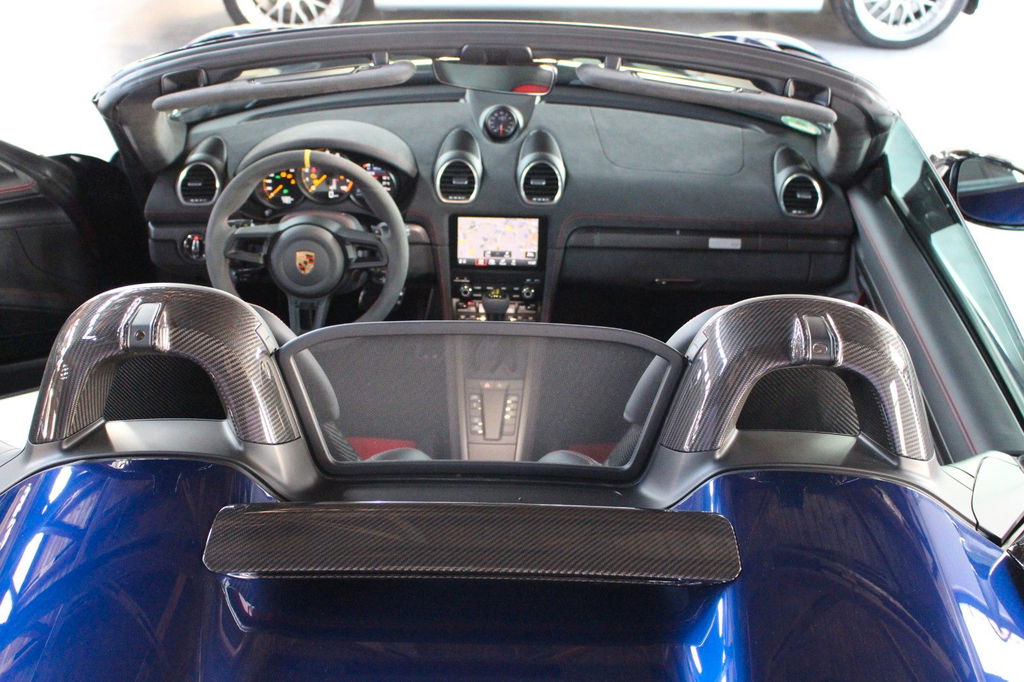 Porsche 718 Spyder RS