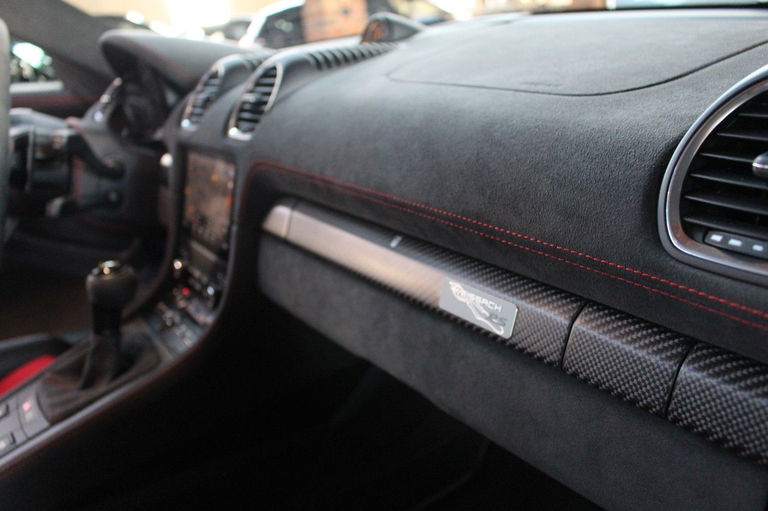 Porsche 718 Spyder RS