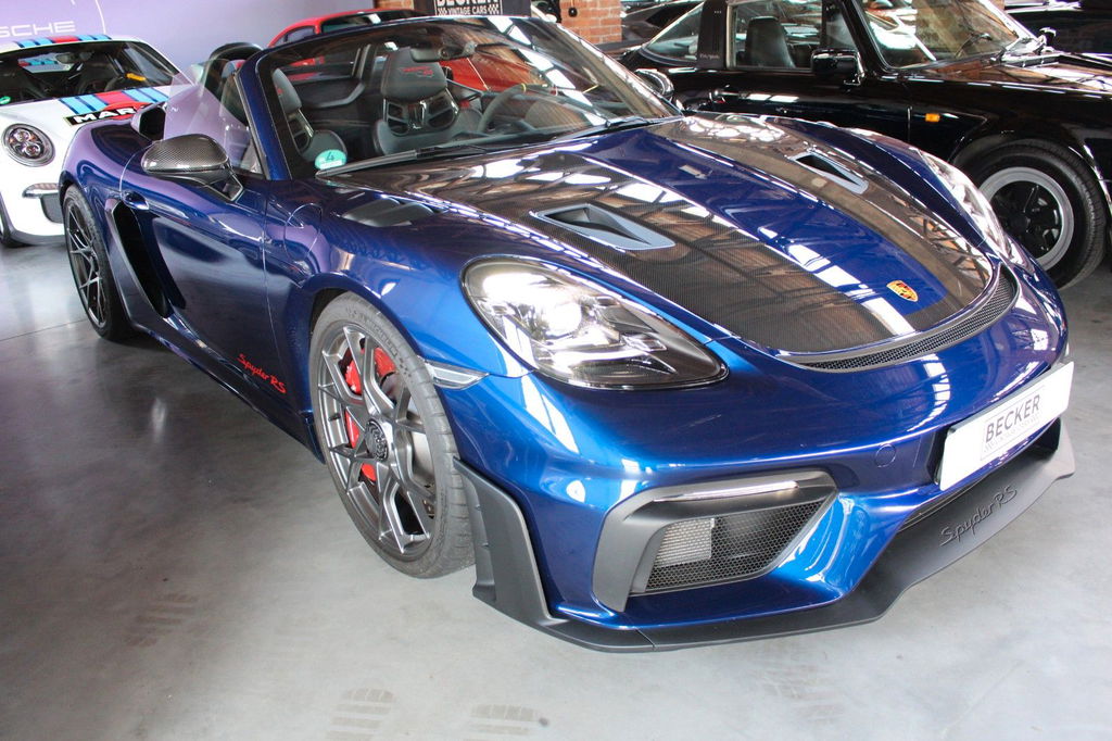 Porsche 718 Spyder RS