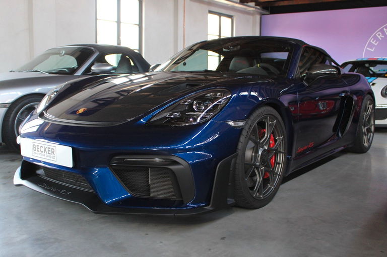 Porsche 718 Spyder RS