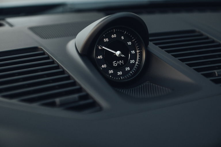 Porsche 992.2 Carrera T