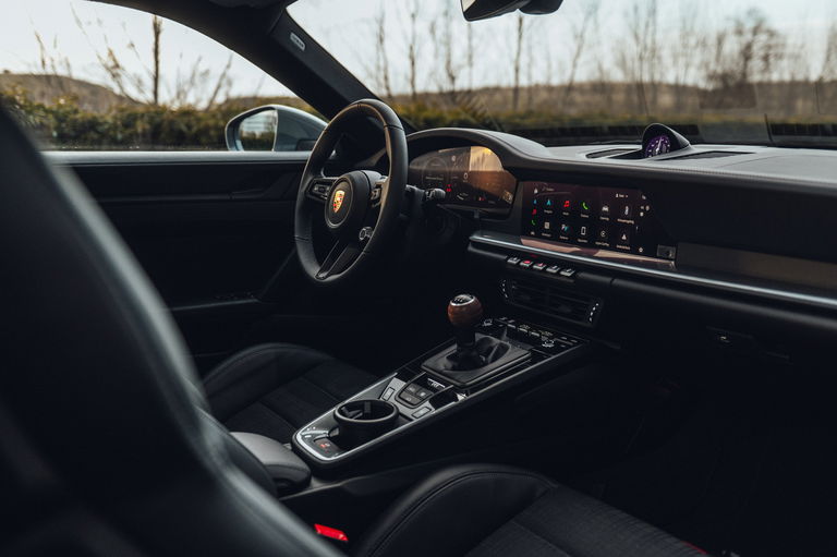 Porsche 992.2 Carrera T