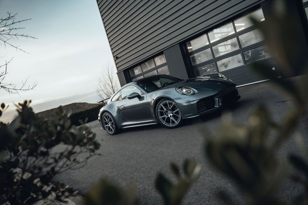 Porsche 992.2 Carrera T