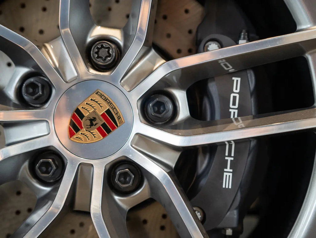 Porsche 992.2 Carrera